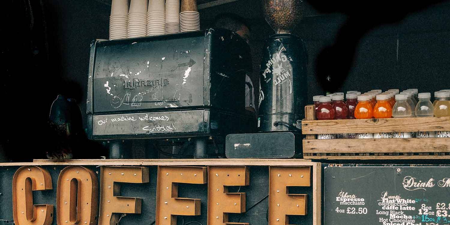 Beragam Kegiatan Saat Mengunjungi Coffee Shop di Berbagai Penjuru Dunia