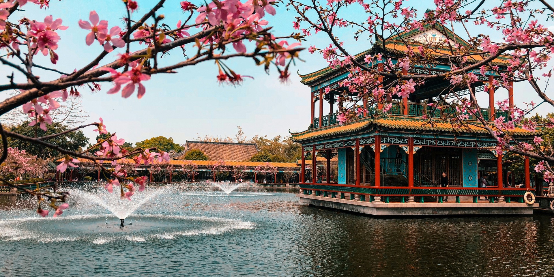 9 REASONS TO LIVE IN A SMALLER CHINESE CITY