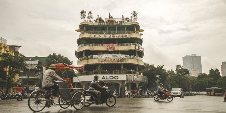 VISITING VIETNAM – TRAVEL TIPS FOR SUCCESS